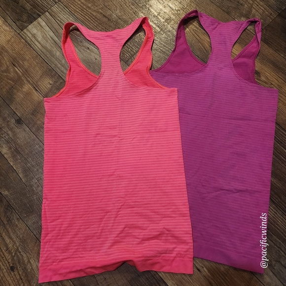 2- UNDER ARMOUR HEATGEAR FITTED WOMEN'S TANK TOP TROPIC PINK & ORANGE MELON SM - Picture 3 of 4